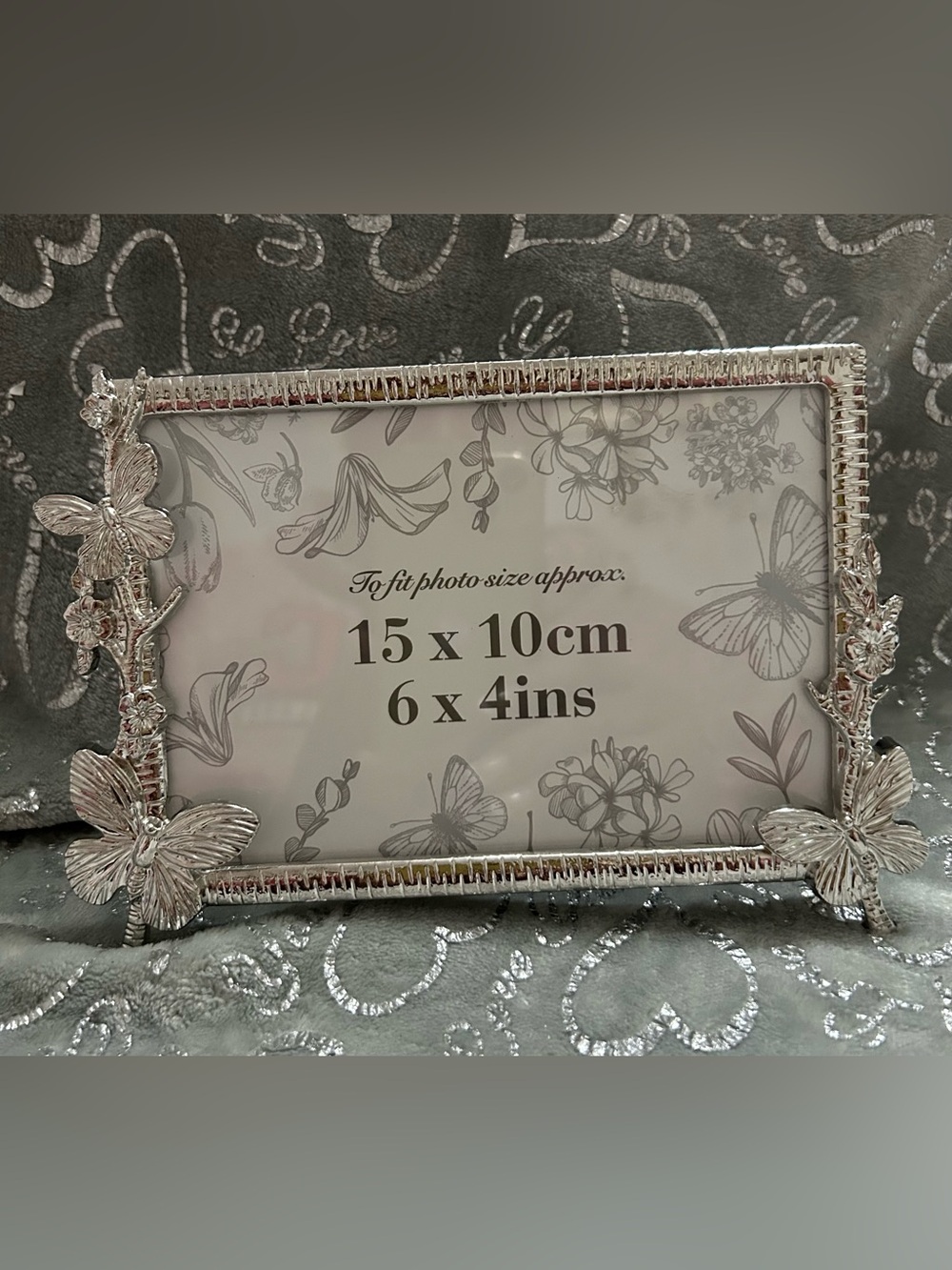 NWT Ashley Manor Silver Floral Butterfly Photo Frame - 6 x 4 in